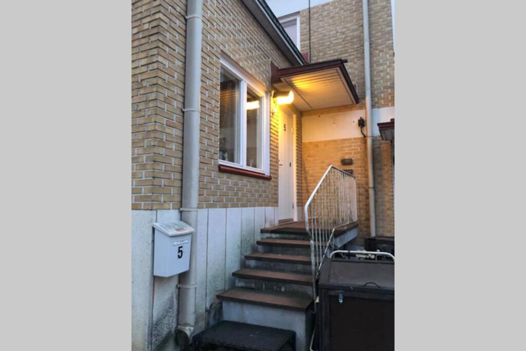 Apartament Yksioe 1 Km Jokirannasta Foeriltae/ 2 Km Torilta Turku Zewnętrze zdjęcie